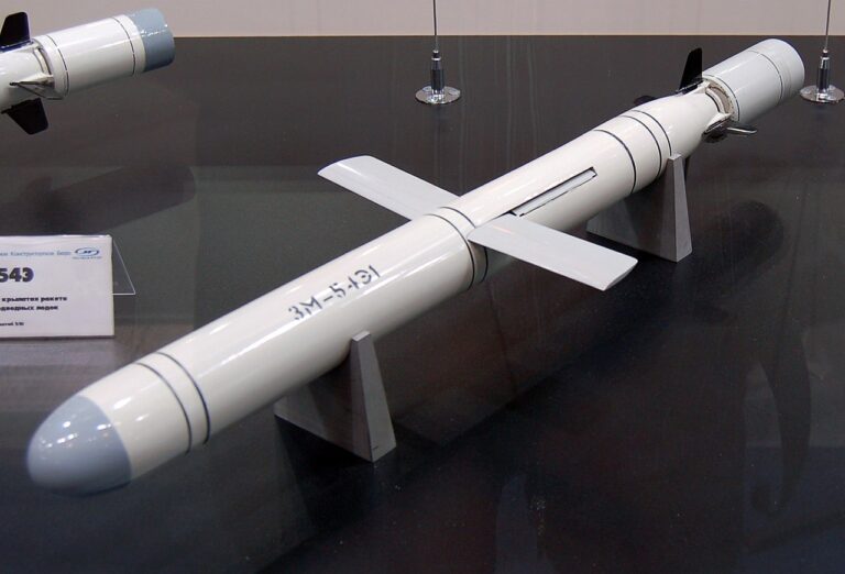 Cruise Missiles: Redefining Warfare in the Russia-Ukraine Conflict