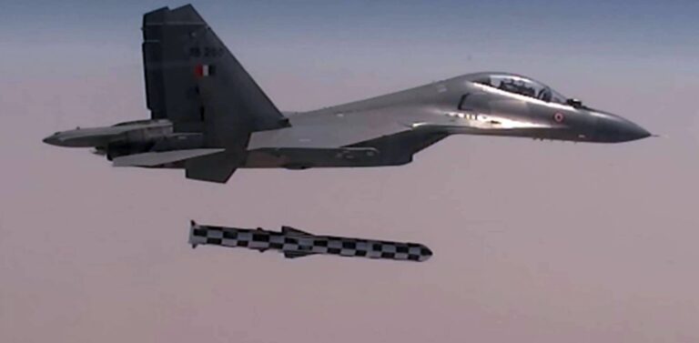IAF Su-30MKI Completes 8-Hour Mission Over Indian Ocean Region